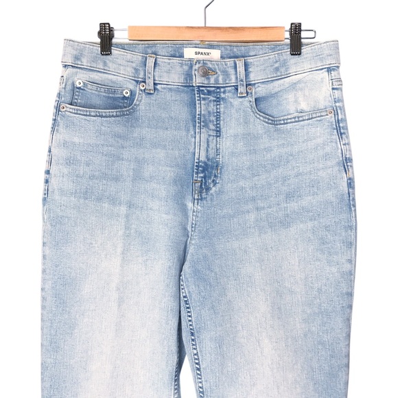 NWT Women's 16 SPANX Lycra Fitsense Flare Jean Turner Wash Denim Jeans High Rise - Picture 2 of 11